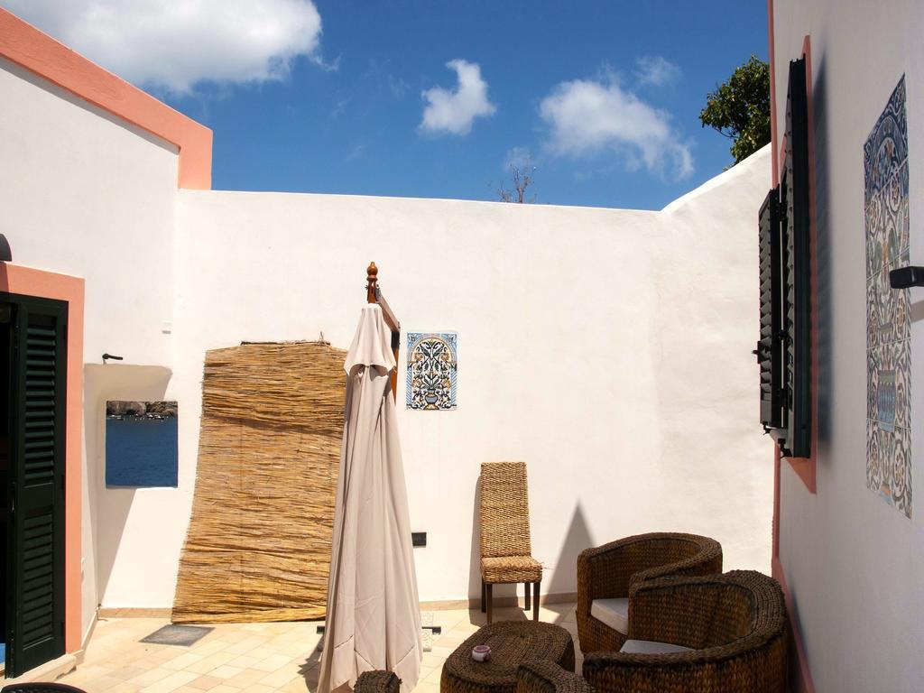 B&B La Terrazza Sul Porto Ponza Exterior photo