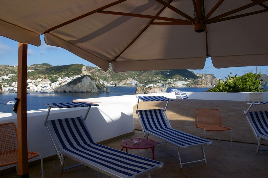 B&B La Terrazza Sul Porto Ponza Exterior photo
