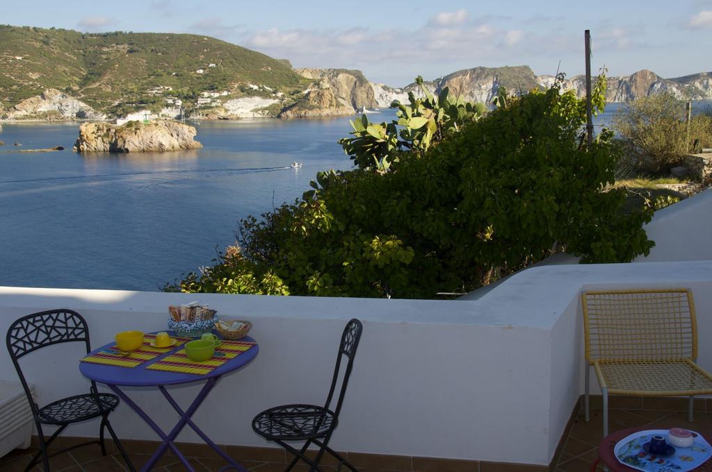B&B La Terrazza Sul Porto Ponza Exterior photo